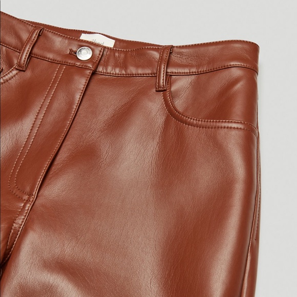Melina Pant
High-waisted, Vegan Leather pants, regular length - Picture 3 of 6